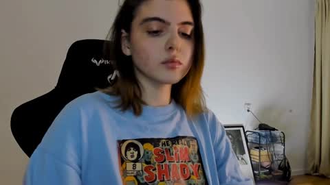 Emma online show from 8, 12, 2024