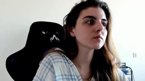 Snapshot of emmamon chatting on 14, 3, 2026 Emma online show from 14, 3, 2026
