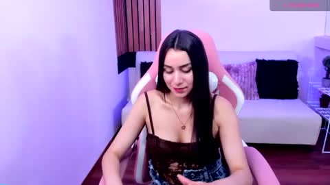 Emma  online show from 31, 7, 2026