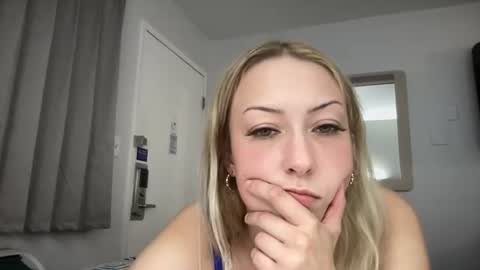 emmaraee online show from 14, 6, 2026