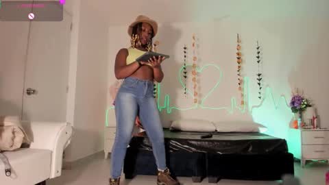 Sara online show from 18, 10, 2025