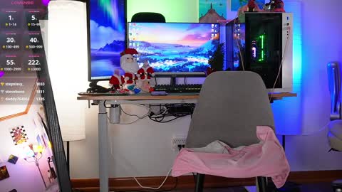 Snapshot of emmasky69 chatting on 6, 12, 2024 Emma Sky online show from 6, 12, 2024