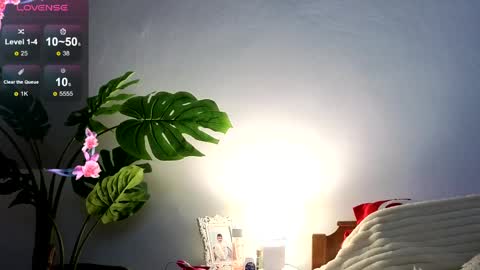 Snapshot of emmavayne chatting on 11, 5, 2026 Emma online show from 11, 5, 2026