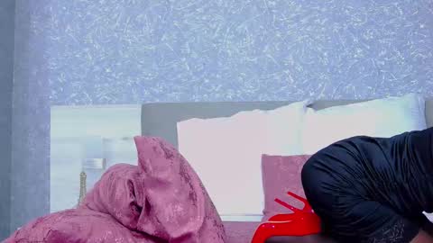 EmmaXXXQueen online show from 30, 10, 2025