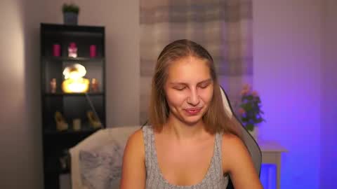 Emmie online show from 18, 12, 2025