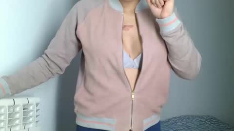 emmie online show from 16, 12, 2024