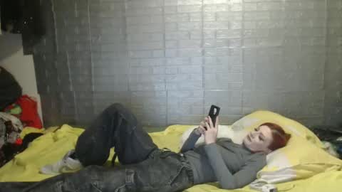 Emmily000 online show from 12, 3, 2025