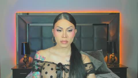 Emmily Santibaez online show from 5, 12, 2024