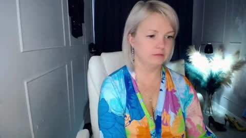 Snapshot of emmmam chatting on 15, 5, 2026 emmmam online show from 15, 5, 2026