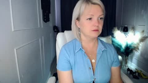 Snapshot of emmmam chatting on 19, 5, 2026 emmmam online show from 19, 5, 2026