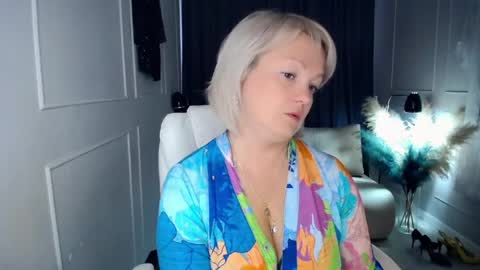 Snapshot of emmmam chatting on 1, 6, 2026 emmmam online show from 1, 6, 2026