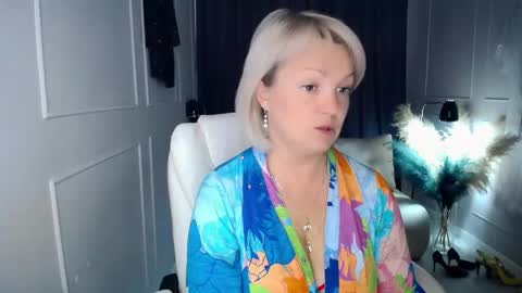 Snapshot of emmmam chatting on 2, 6, 2026 emmmam online show from 2, 6, 2026