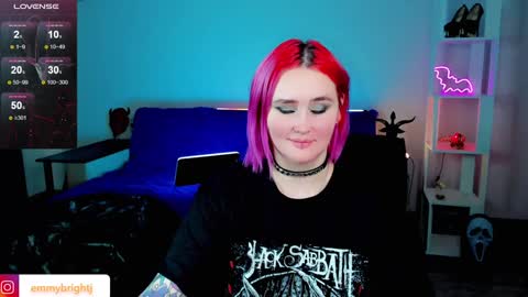 Emmy Bright     50  online show from 24, 1, 2025