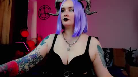 Emmy Bright     50  online show from 18, 2, 2025