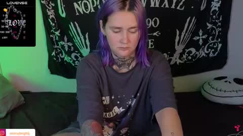 Emmy Bright     50  online show from 24, 9, 2025