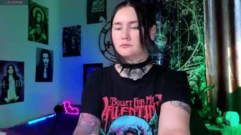 Emmy Bright     50  online show from 2, 7, 2026