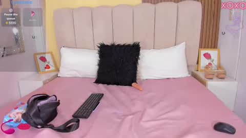 Snapshot of emmycruzz chatting on 9, 2, 2025 emmy online show from 9, 2, 2025