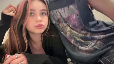 Gabriel  Elizabeth online show from 13, 2, 2025