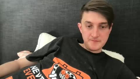 Snapshot of emotionalmotionsickness chatting on 7, 1, 2025 emotionalmotionsickness online show from 7, 1, 2025