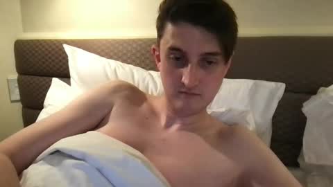 Snapshot of emotionalmotionsickness chatting on 10, 1, 2025 emotionalmotionsickness online show from 10, 1, 2025