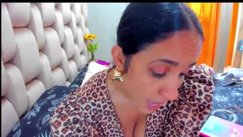 emperatriztapia online show from 22, 2, 2025