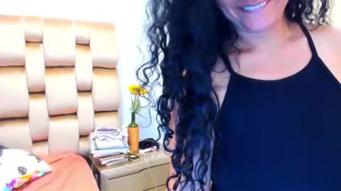 emperatriztapia online show from 10, 6, 2026