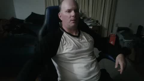 Snapshot of emsguy1 chatting on 11, 1, 2026 Matt online show from 11, 1, 2026