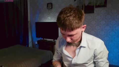 Snapshot of emveeboy96 chatting on 7, 5, 2026 emveeboy96 online show from 7, 5, 2026