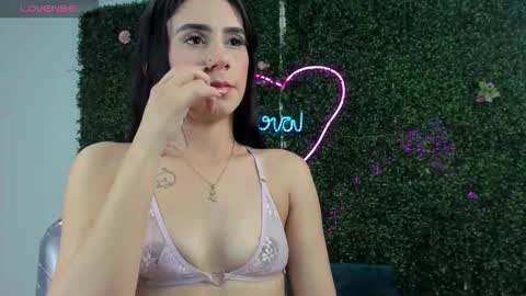 Emy online show from 8, 2, 2026