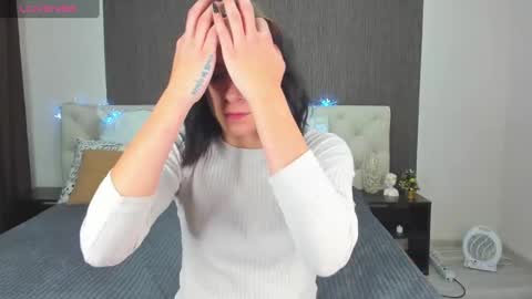 Snapshot of emy__angel chatting on 30, 12, 2024 emy__angel online show from 30, 12, 2024