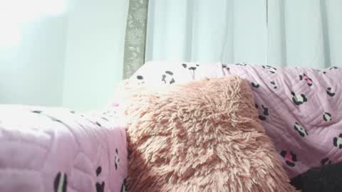 Emy online show from 16, 4, 2026