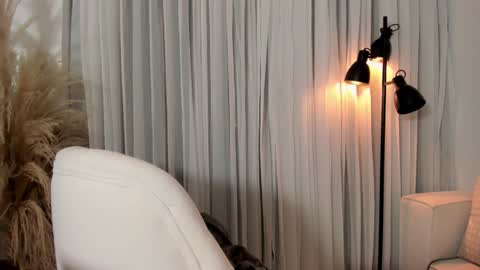 Snapshot of emyconneer chatting on 6, 12, 2024 emyconneer online show from 6, 12, 2024