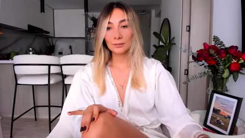 Snapshot of emyconneer chatting on 17, 2, 2025 emyconneer online show from 17, 2, 2025