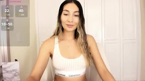 emyconneer online show from 7, 3, 2026