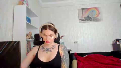 emydeliro online show from 4, 5, 2026