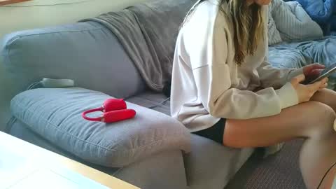 emyxxl online show from 16, 2, 2026