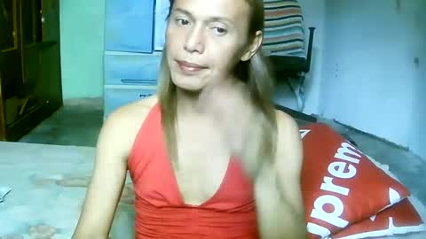 CHUN LY online show from 14, 4, 2026