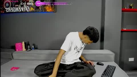 Snapshot of ender_h0tt chatting on 22, 6, 2026 Ender online show from 22, 6, 2026