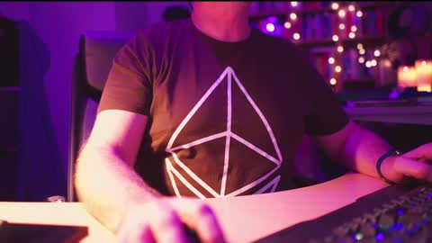 uk online show from 4, 1, 2025