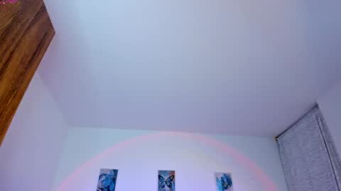 juliana  online show from 7, 1, 2025