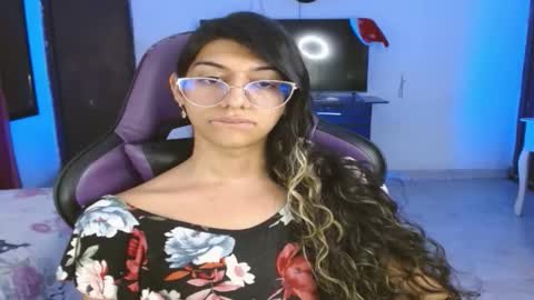 Engiel phoenix instagram engiel 13 online show from 15, 12, 2025