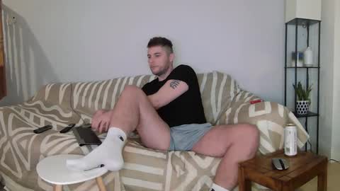 Englishladxxx online show from 6, 2, 2025