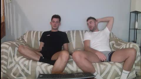 Englishladxxx online show from 20, 9, 2025