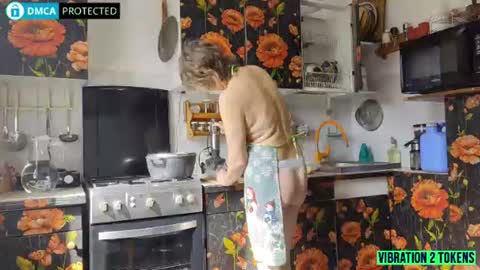 Angel-wife 53 yrs and Eruption- husband 39 yrs online show from 10, 7, 2026