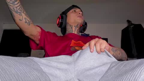 enjoymycock99 online show from 18, 12, 2024