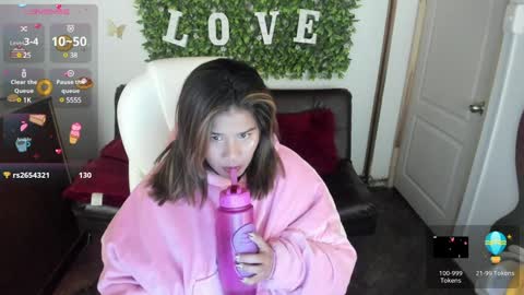 Enma clark online show from 18, 1, 2025