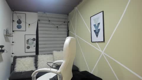 Enma clark online show from 21, 9, 2025