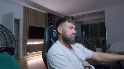 Snapshot of enrikoblue chatting on 9, 3, 2025 Erik online show from 9, 3, 2025