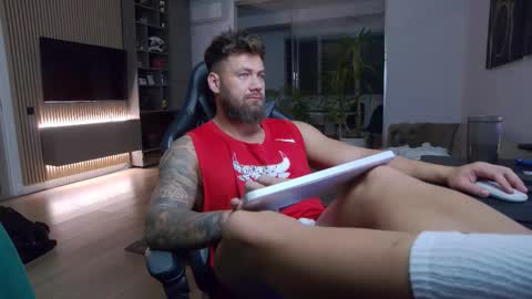 Snapshot of enrikoblue chatting on 12, 3, 2025 Erik online show from 12, 3, 2025