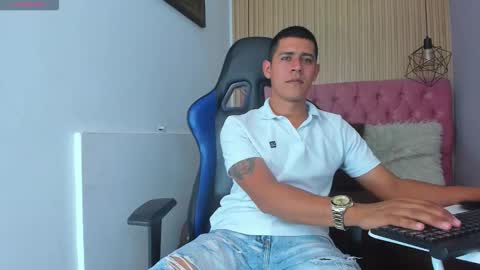 EnzoRodriguez online show from 13, 4, 2026